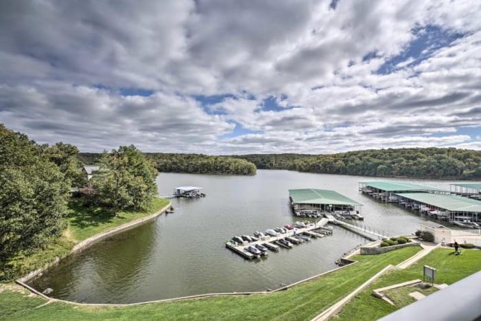 Family Fun Lakefront Condo At Parkview Bay Osage Beach Exterior foto